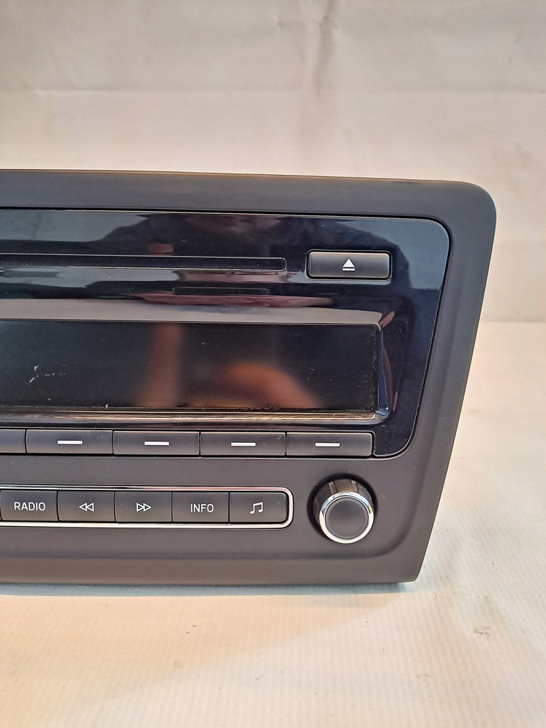 фото №4, Радіо fabyczne skoda rapid 5j0035161e