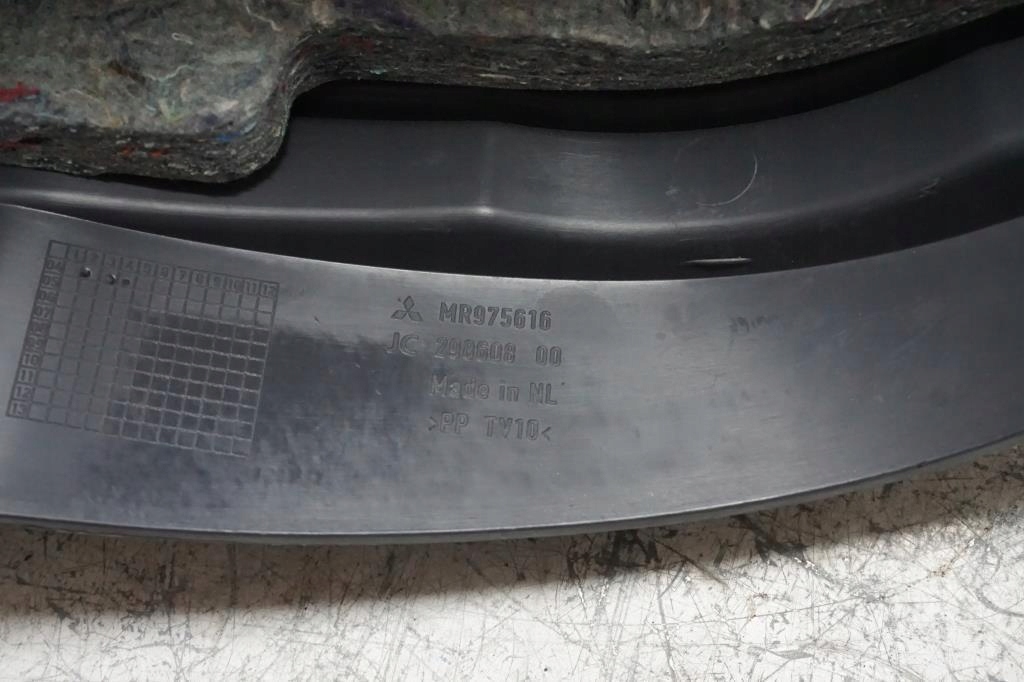 фото №7, Туннель средний mitsubishi colt vi eu