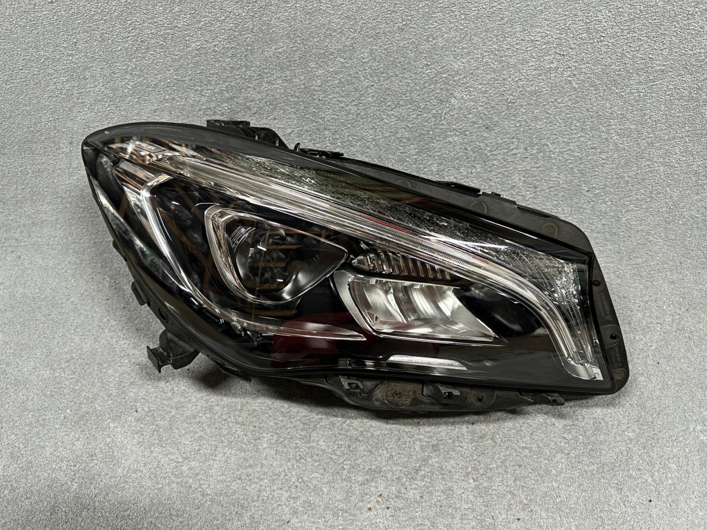 фото №1, Лампа mercedes cla w117 lift full led europa права