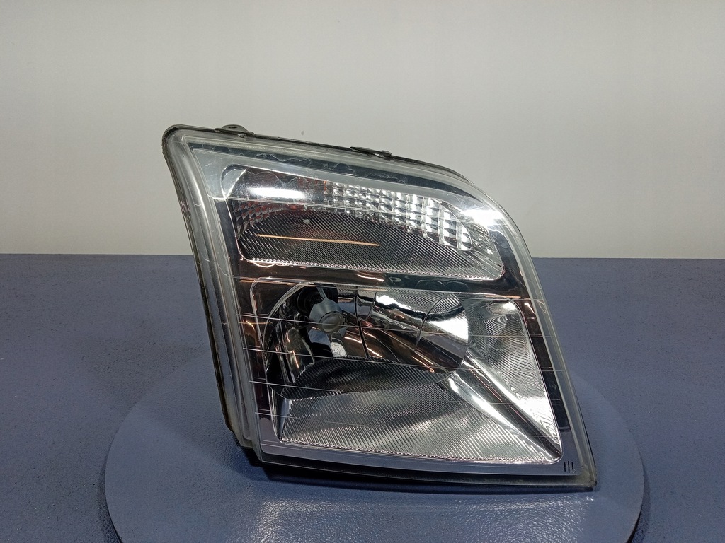 фото №1, Ford transit connect mk1 lift 09- фара правий eu 331-11a6r