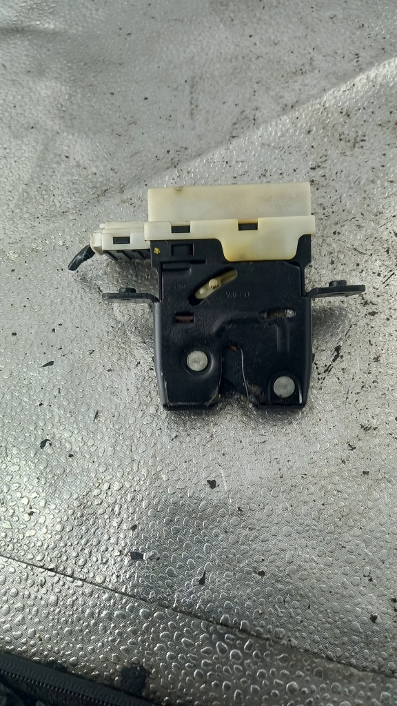 фото №1, Замок кришки nissan micra 1.5dci 03r k12