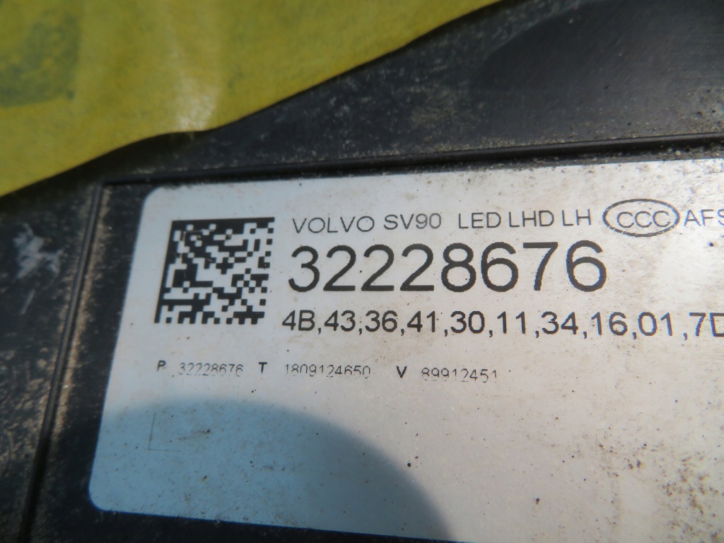 Volvo s90 v90 cc фара левая full led 32228676 с Разборки