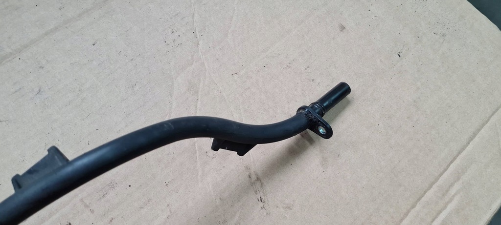 фото №10, A4 b9 8w щуп щуп масла с заглушка 2.0 tdi 04l103634 q5 a6 a5 8w