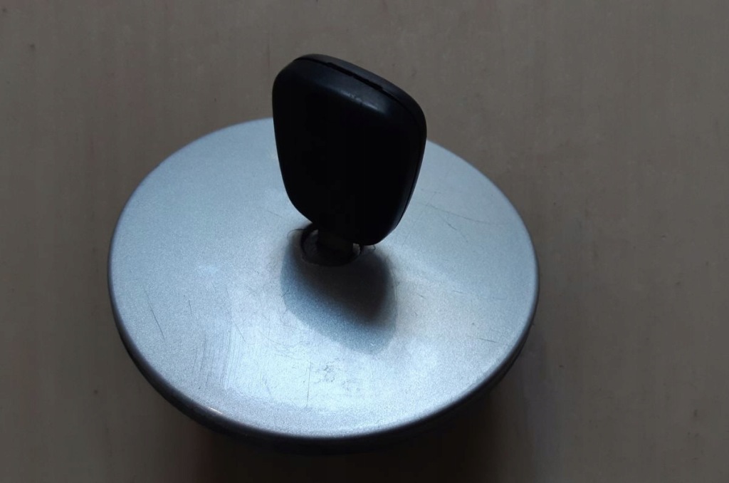 Купить Крышка заливной топлива peugeot 206 + ключ оригинал цвет szary