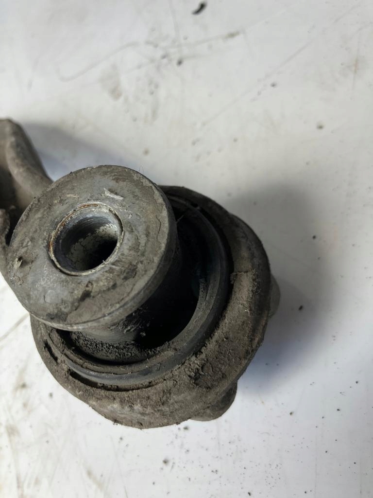 фото №5, Рычаг правый задняя citroen ds5