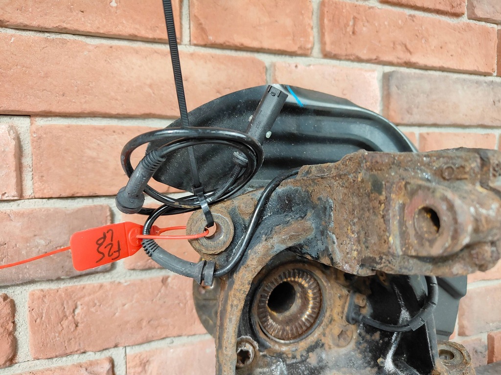 фото №6, Bmw x3 f25 поворотний кулак лівий перед ліва передня 6855953 + важелі