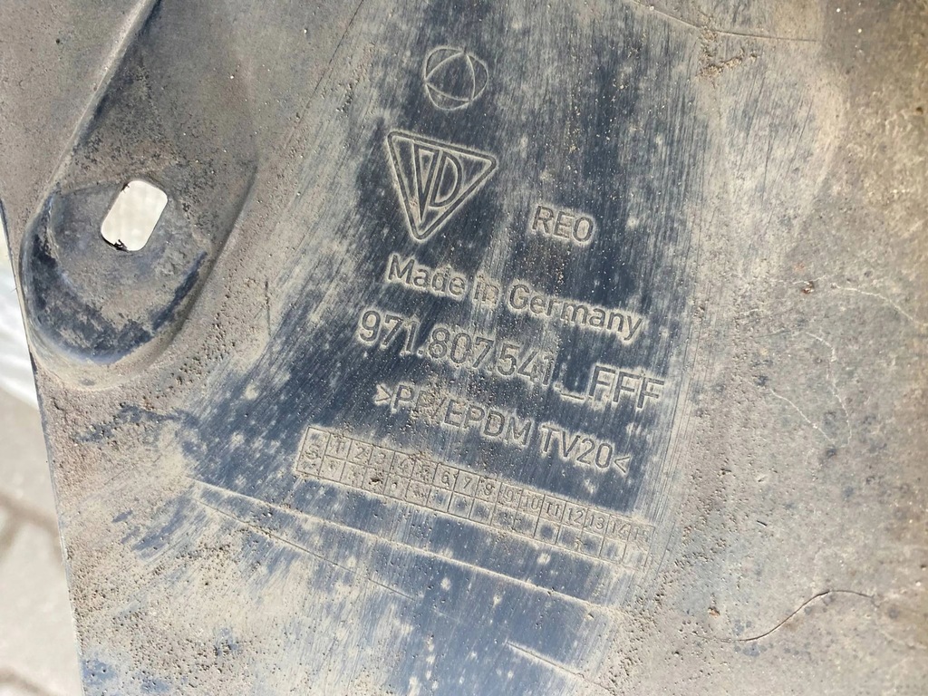 фото №12, Porsche panamera 971 2020 бампери