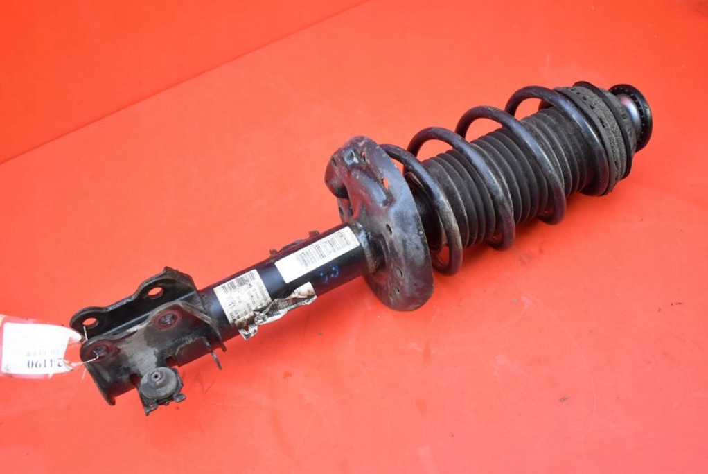 Амортизатор правий перед 50516723 alfa romeo mito 1.3 jtdm 90 km 08-18 Недорого