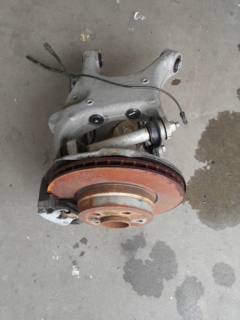 фото №1, Поворотный кулак рычаг задняя левый bmw f15 f16