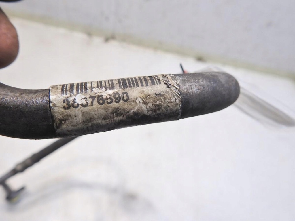 фото №6, Шланг кондиционера volvo v70 iii 2.0 f