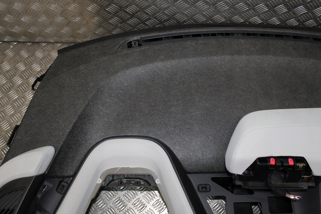 фото №7, Bmw i3 приборная панель приборная консоль разные кожа org!