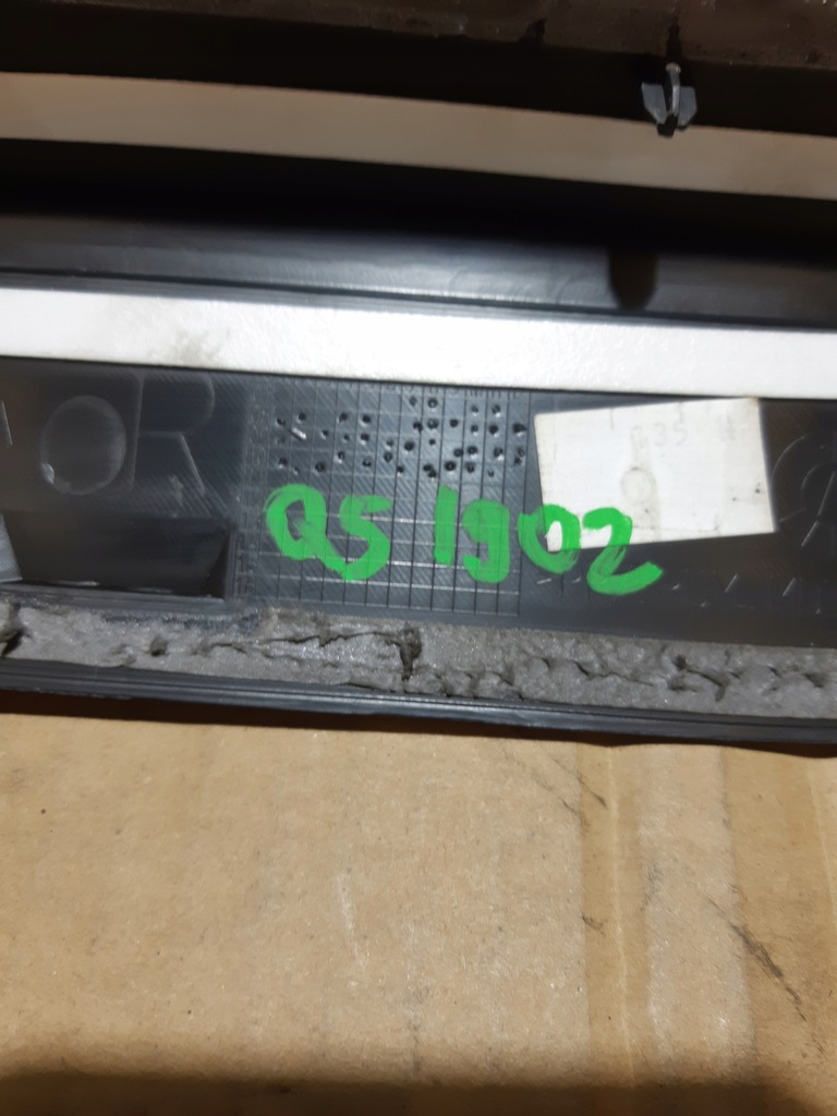 фото №7, Audi q5 8r молдинг поріг правий задня s-line 8r0853376