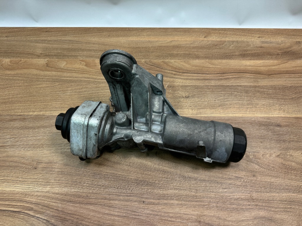 фото №1, Основание корпус фильтра масла vw lt 074115405