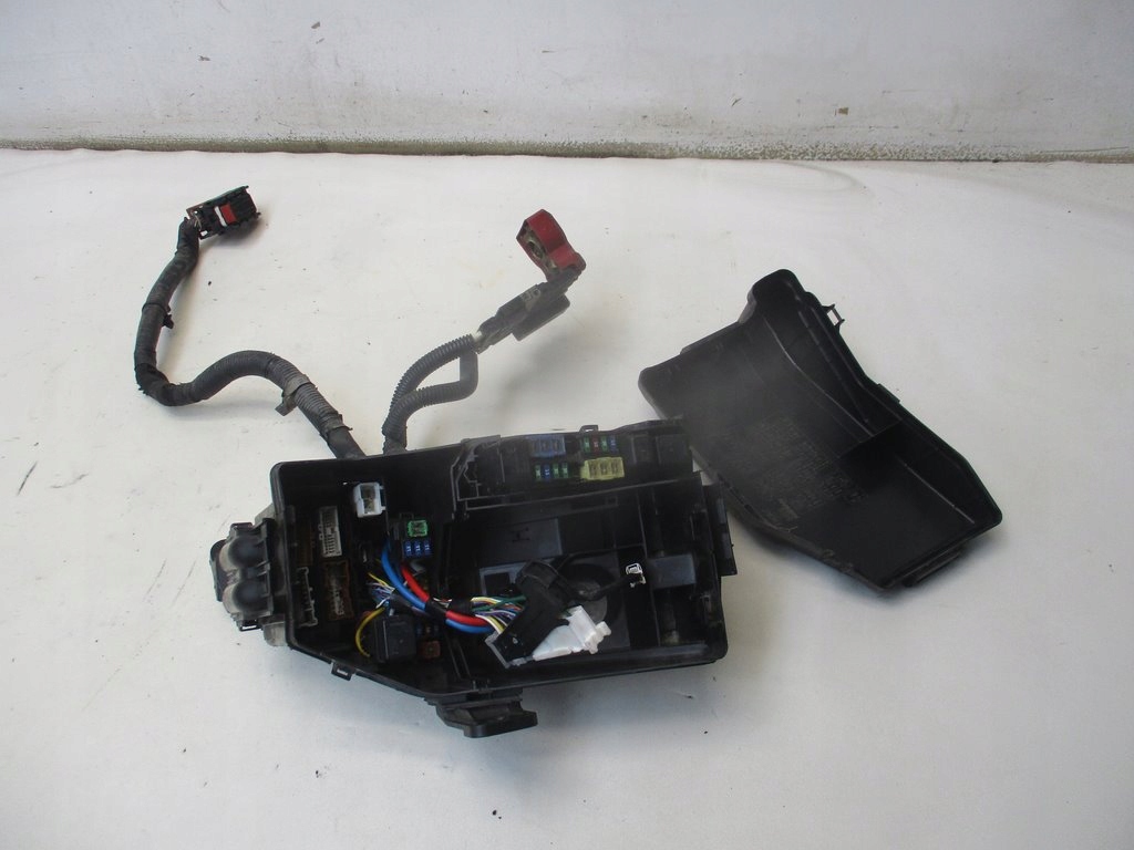 фото №9, Коробка запобіжників nissan murano z51 2.5 dci