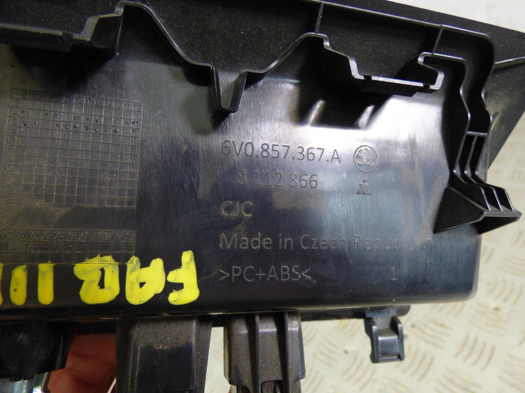 фото №9, Панель aux usb прикуриватель kpl skoda fabia iii