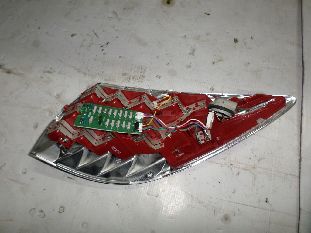 фото №4, Лампа вкладыш led задняя левая infiniti ex35