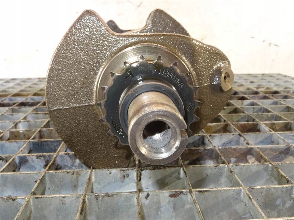 фото №2, Wał колінчастий renault fluence 1.6 111km k4m838