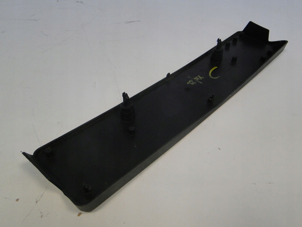 фото №7, Mercedes e klasa 213 w213 подкладка pod номерной знак