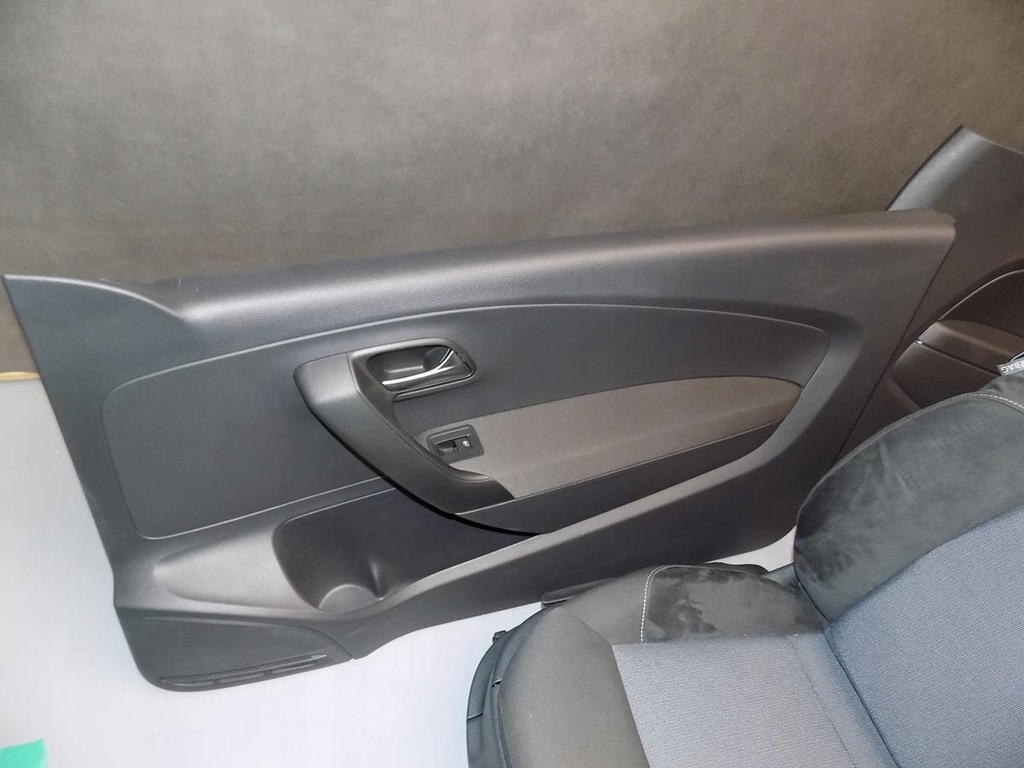 фото №8, Vw polo 6r сиденья заднее сиденье обшивки подогрев