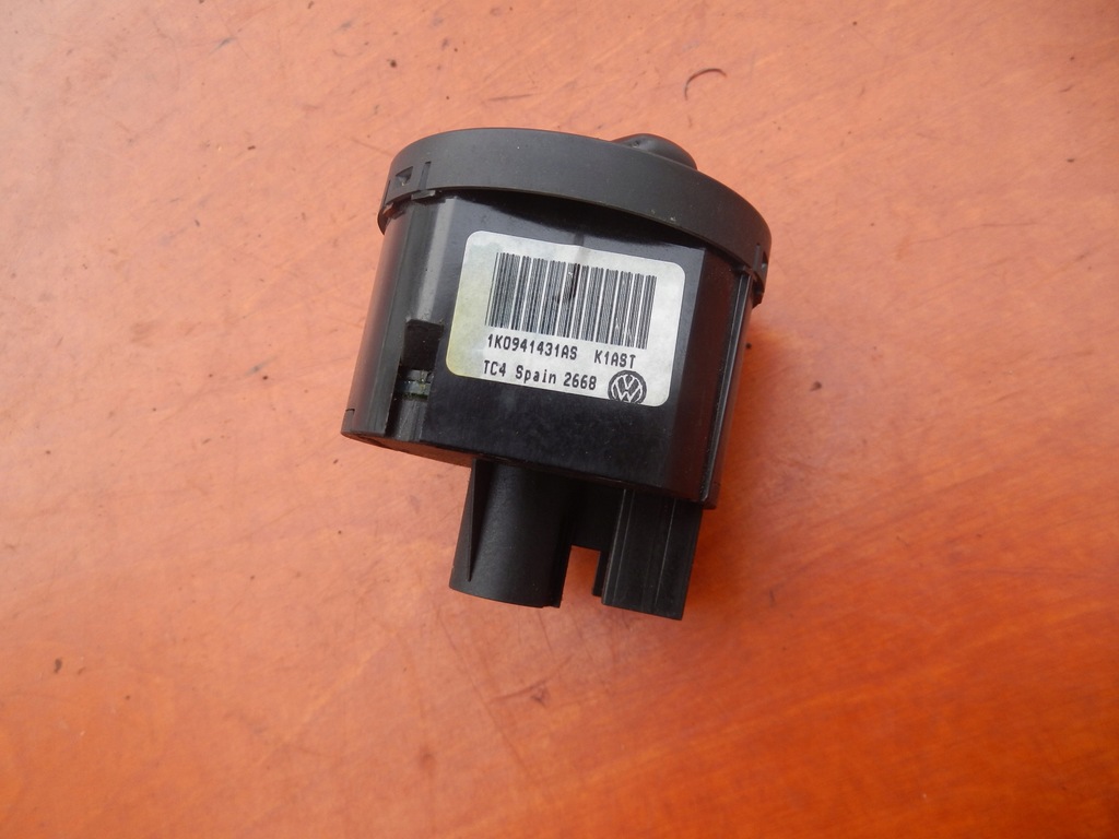 фото №6, Выключатель света vw golf v caddy iii passat b6 touran