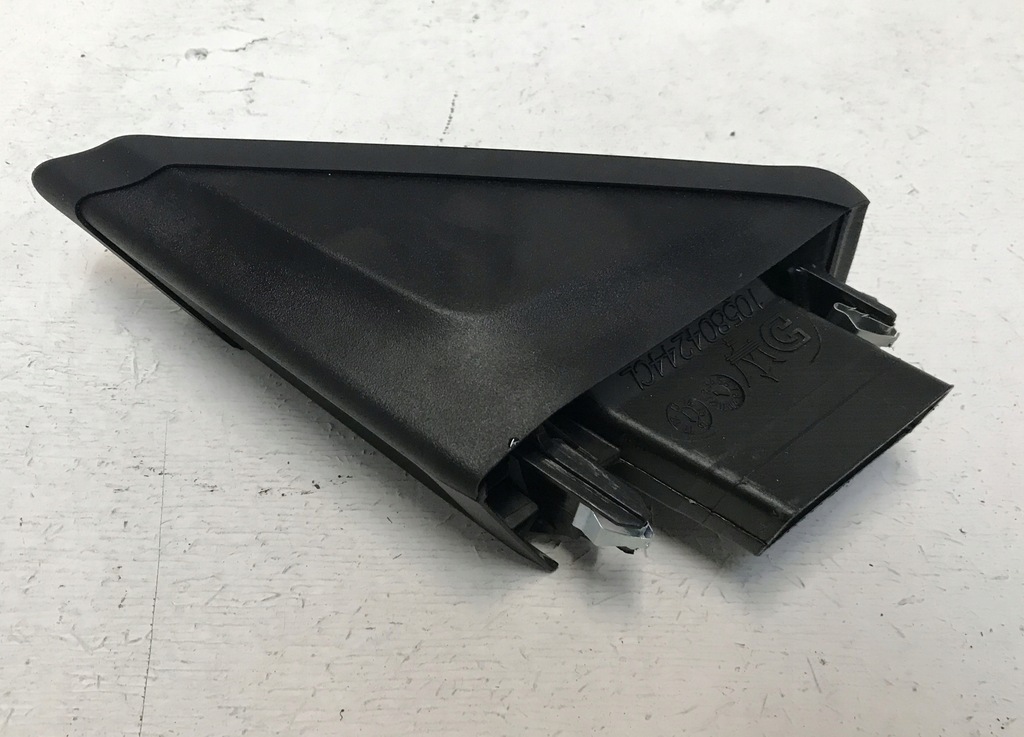 фото №1, Maserati ghibli iii защита треугольник дверь левый