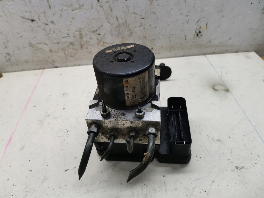 фото №10, Насос тормозная abs mercedes w204 c klasa a2044312512 a2045455432