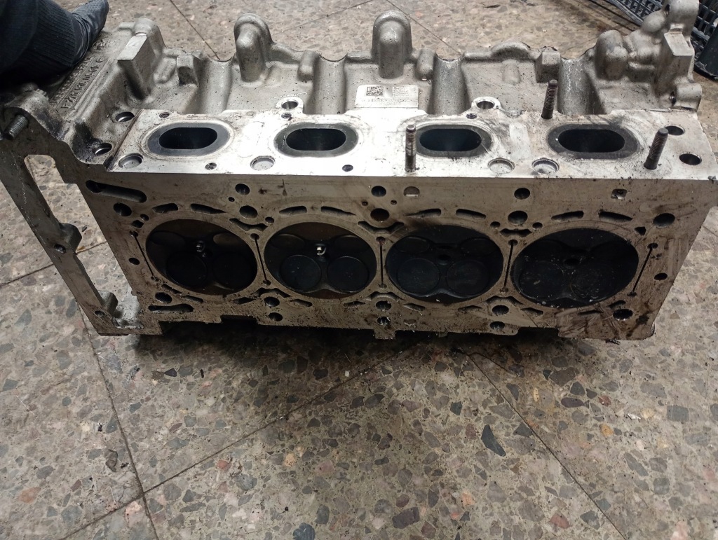 Купити R2700160600 головка mercedes cla x117 c117 a w176 1.6 cgi