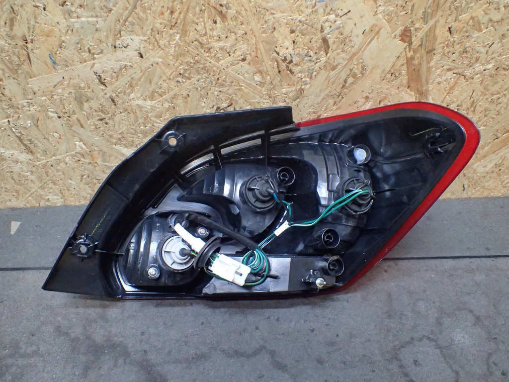 фото №3, Лампа задня ліва mitsubishi space star ii 2 13-