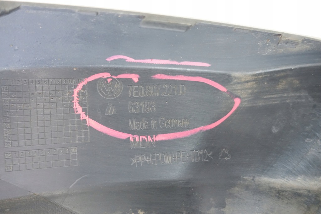 фото №11, Volkswagen vw transporter t6 7e0 2015- бампер перед передний 7e0807221d