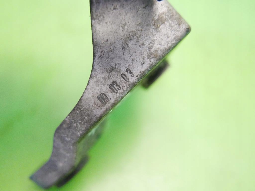 фото №8, Кронштейн тросов переключения передач hyundai i20 i 1.4crdi 08-