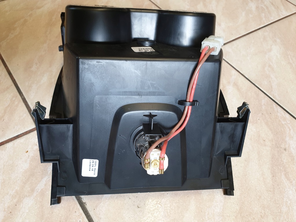 фото №7, Кронштейн na чашки бардачок підсклянник роз'єм 12v шторка bmw x1 f48 x2 оригінальний номер eu