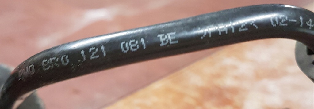 фото №6, B130 audi sq5 3.0 tdi трубка шланг wąż бачок 8r0121081be