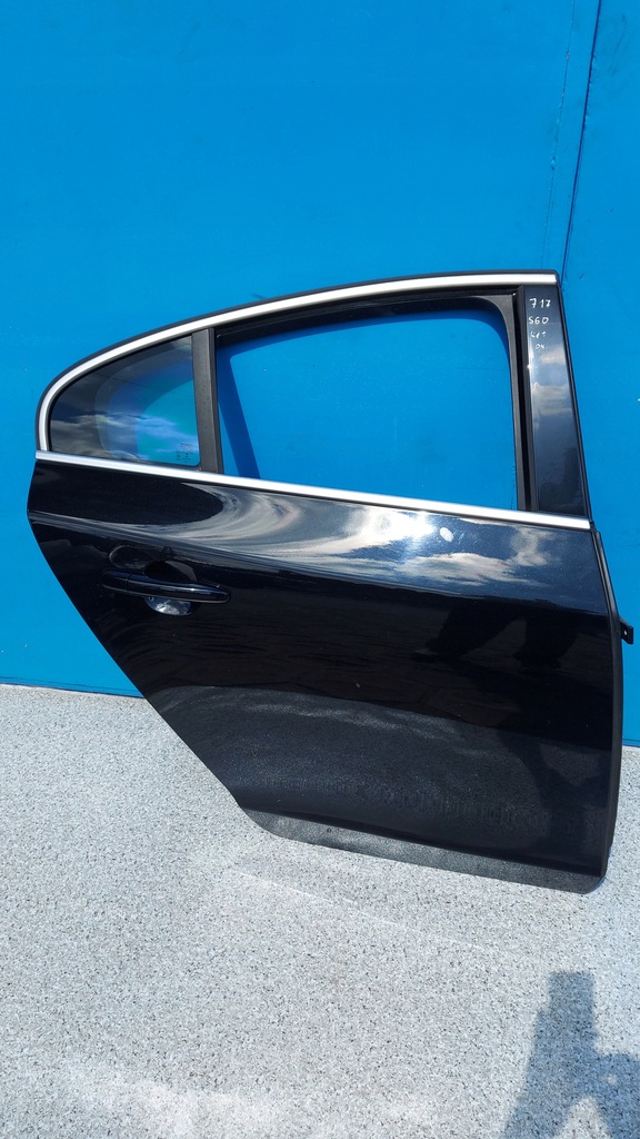фото №1, Volvo s60 ii lift дверь правый задняя 717-46