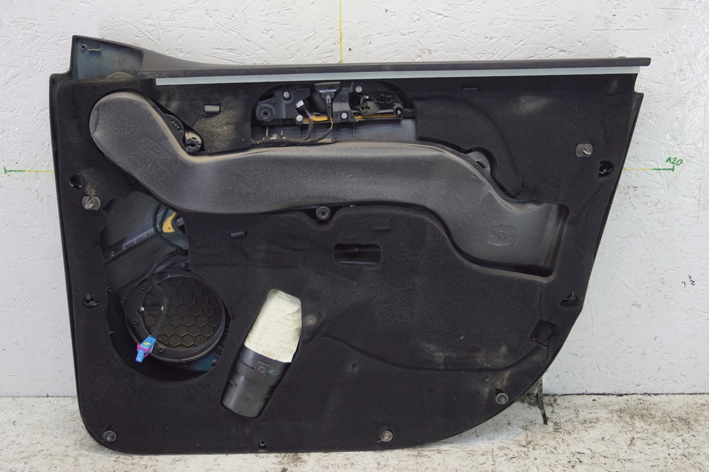 фото №11, Обшивка дверь левый перед audi q7 4l europa