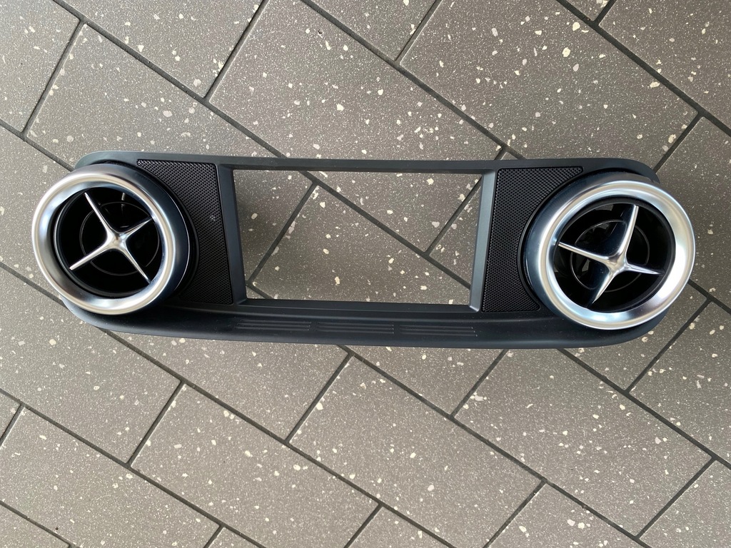 фото №1, Решітка обдув середня mercedes sls w197 ґрати