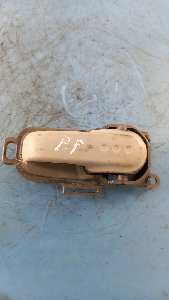 фото №1, Ручка wew.prawa перед nissan micra 1.5dci 04r