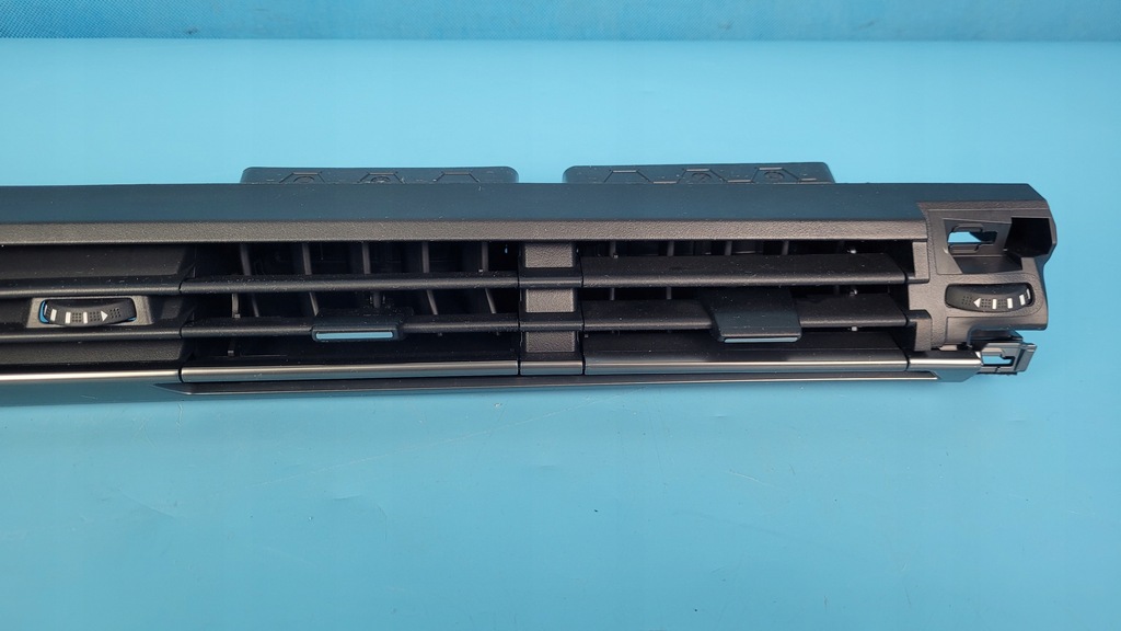 фото №11, Peugeot 308 iii p5 21r панель средний решётки обдув 9836041180 9837700380