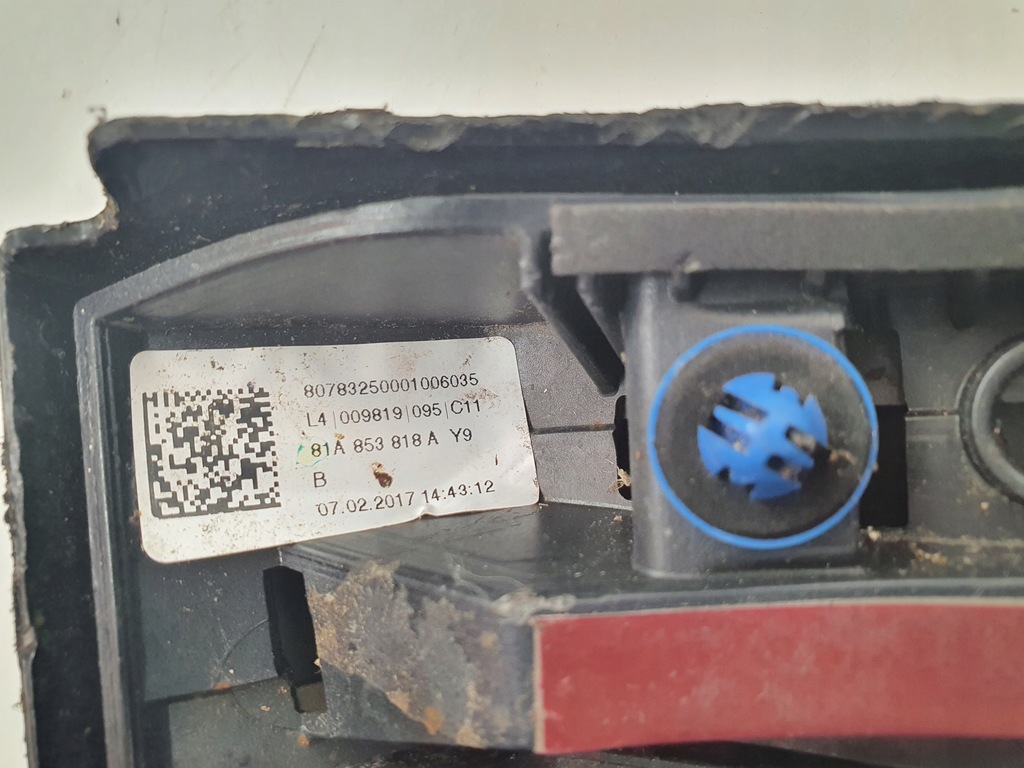 фото №10, Audi оригінальний номер 81a853818a молдинг крила