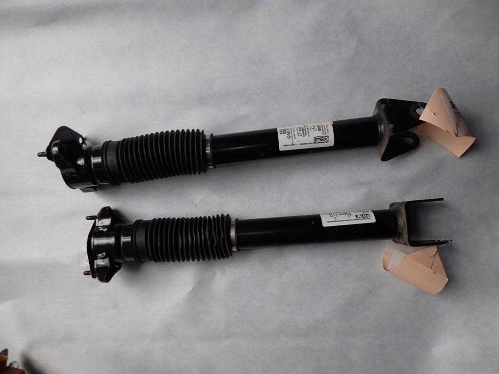 фото №1, Dw mercedes gls x166 амортизатор задняя a1663262200