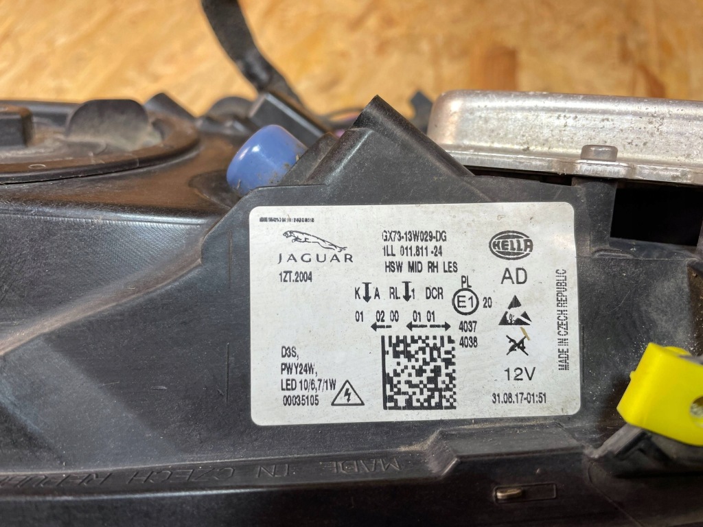 Фара фара перед передняя правый  jaguar xe x760 bi-xenon gx73-13w029-dg в Украине