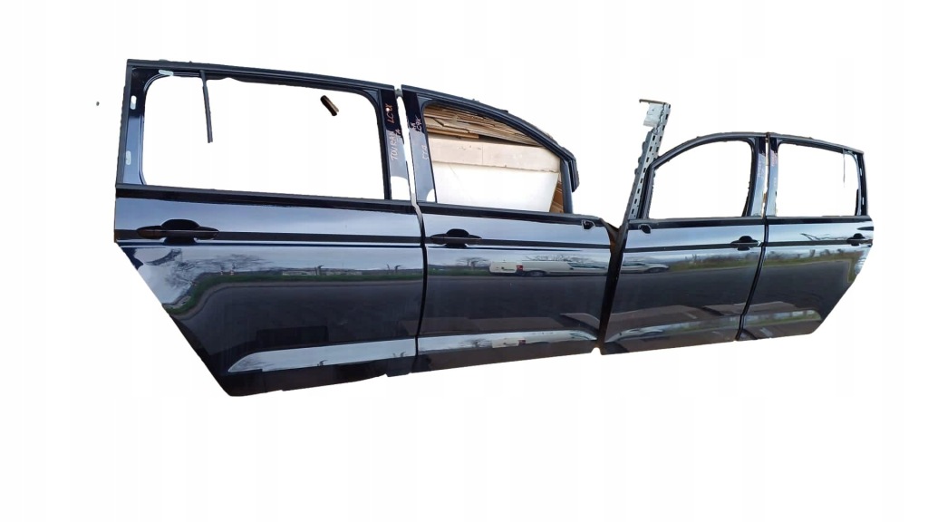 фото №1, Vw touran 5ta дверь перед задняя lc9x