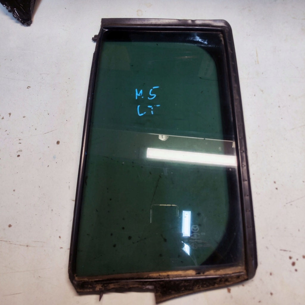 фото №1, Mazda 5 скло ліва задня