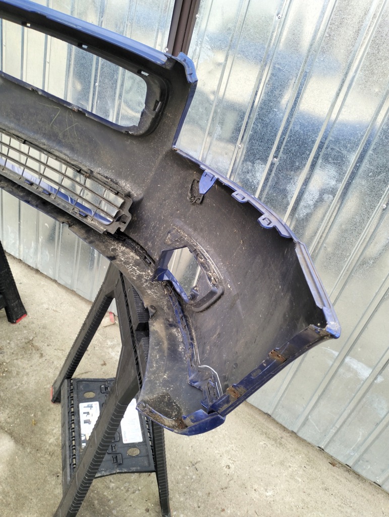 Бампер перед volvo v50 lift 2007-2012 лак 476-46 30744976 Киев