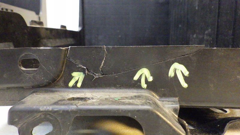 фото №6, Корпус аккумулятор citroen c3 iii 1.2 vti 9801801880