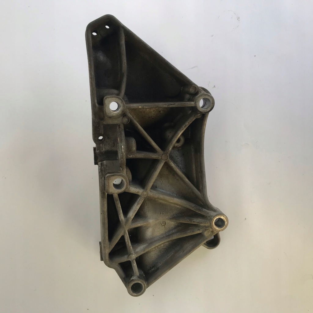 Laguna 2 1.9dci кронштейн генератора f9k renault Оригинал