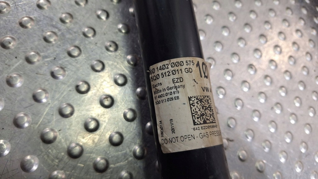 Купить Амортизатор левое  правый  задняя комплект  5q0512011gd audi a3 8v 1.5 tsi 12-