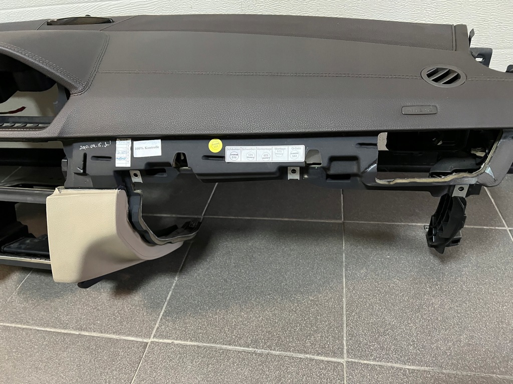 фото №7, Mercedes w212 приборная панель кожа коричневая obszywana подушка безопасности