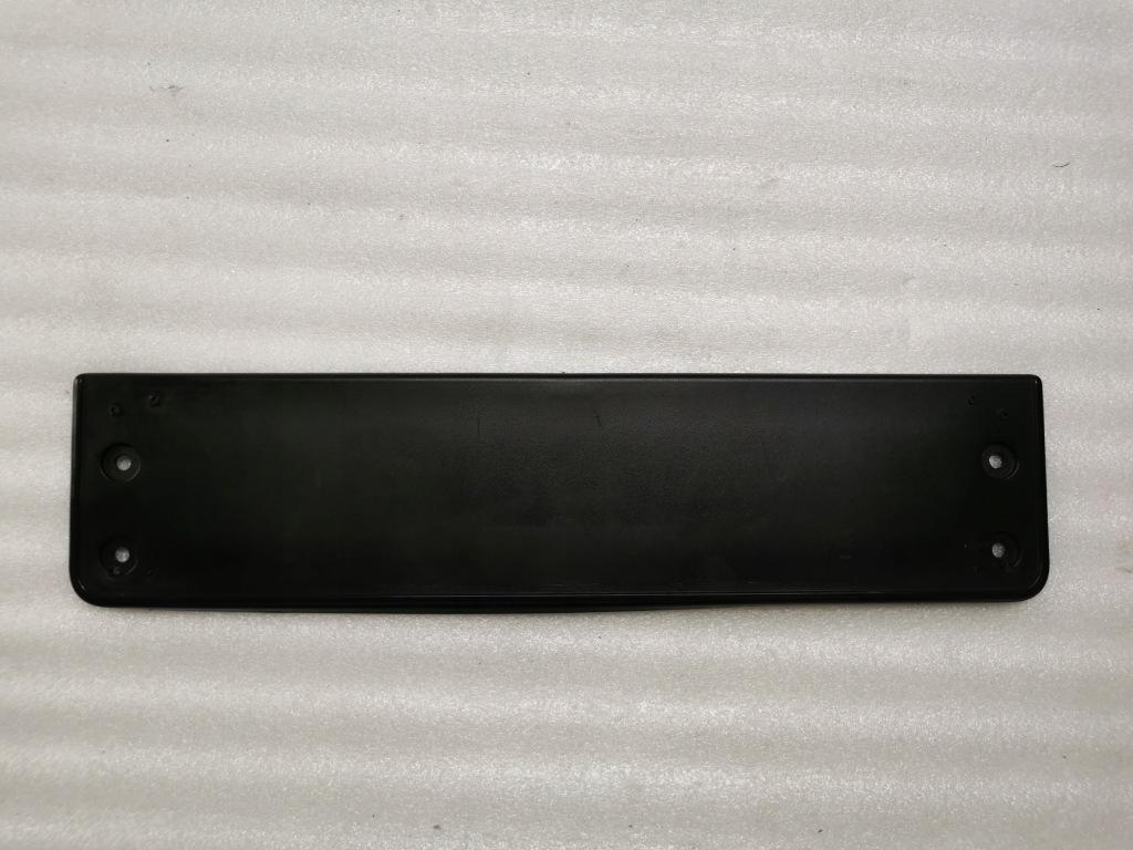 фото №1, Vw passat b8 рамка номерного знака реєстраційний перед