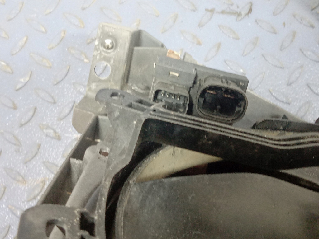 фото №6, Citroen c4 cactus 14- 1,6 bluehdi усилитель передний pas передний