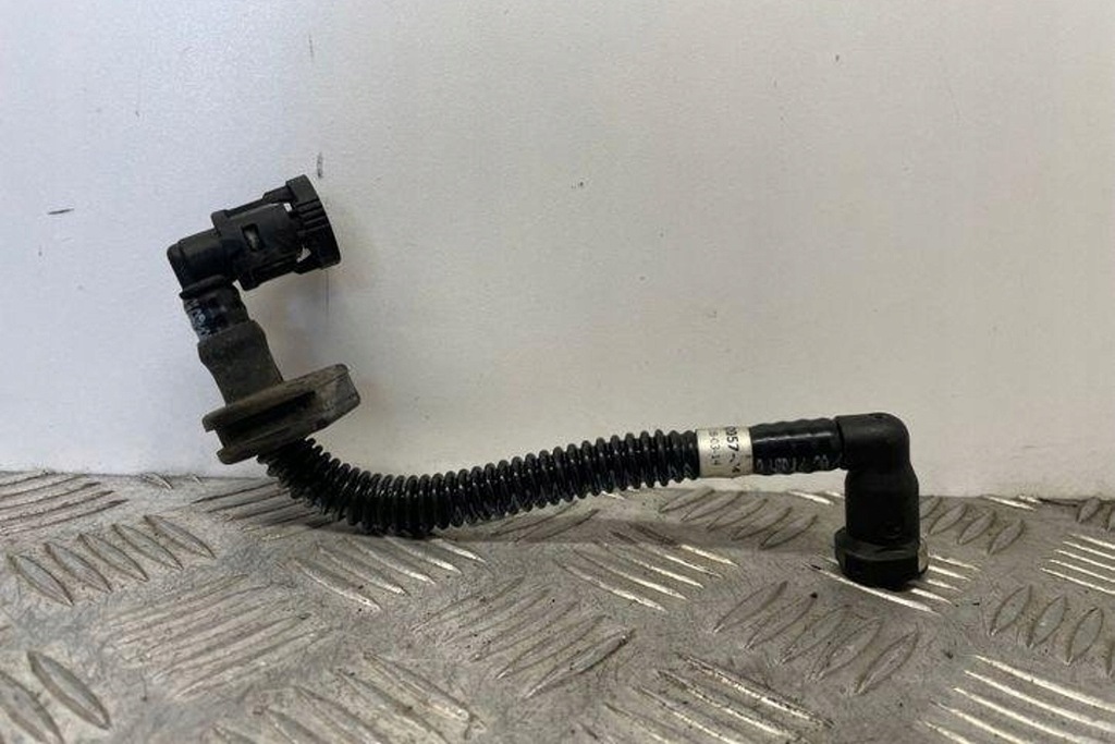 фото №7, Шланг вакуумный bmw 4 cabrio f33, f83 7602057 3.0l дизель 210kw 2014